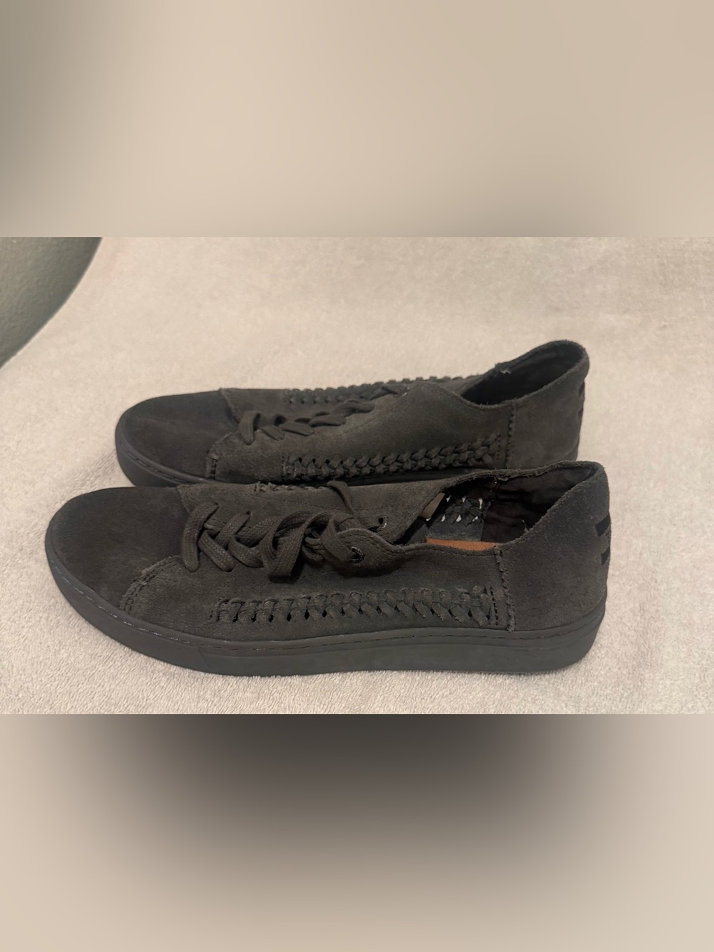 Toms Charcoal Suede Woven lace up shoes women’s size 8.5